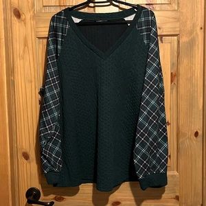 Plaid Sleeve Textured BloomChic shirt